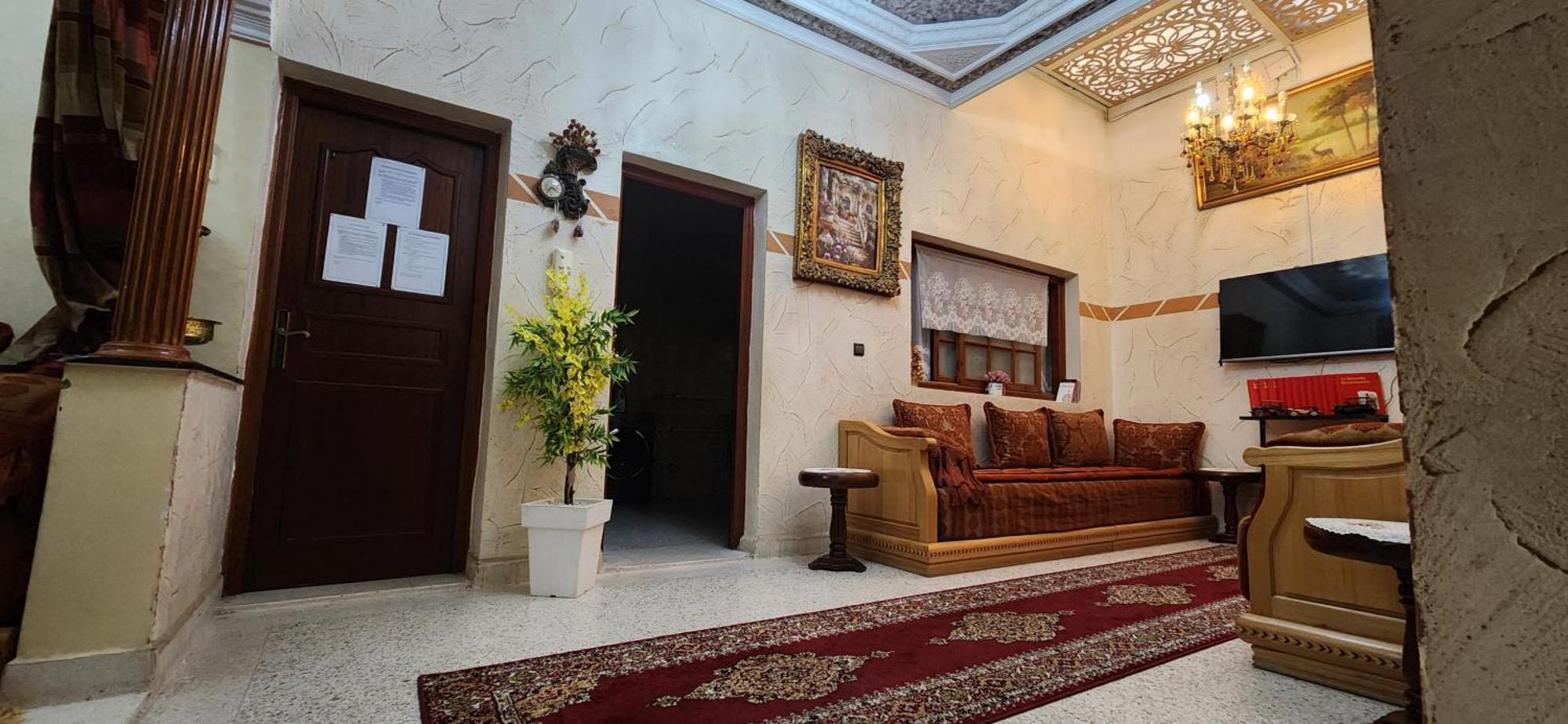 Appartement Riad 5Min A Pied De L'Aeroport Marrakesh Ngoại thất bức ảnh