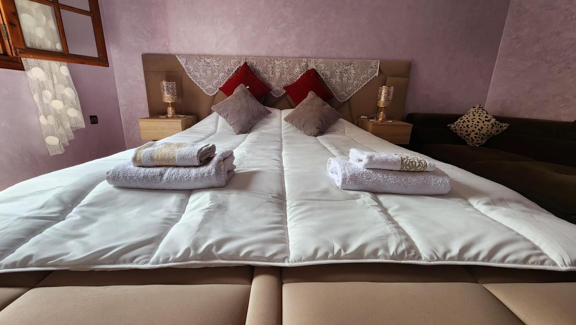 Appartement Riad 5Min A Pied De L'Aeroport Marrakesh Ngoại thất bức ảnh